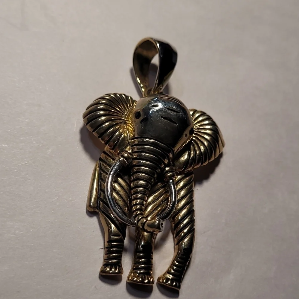 Elephant 🐘 Necklace Large and Heavy